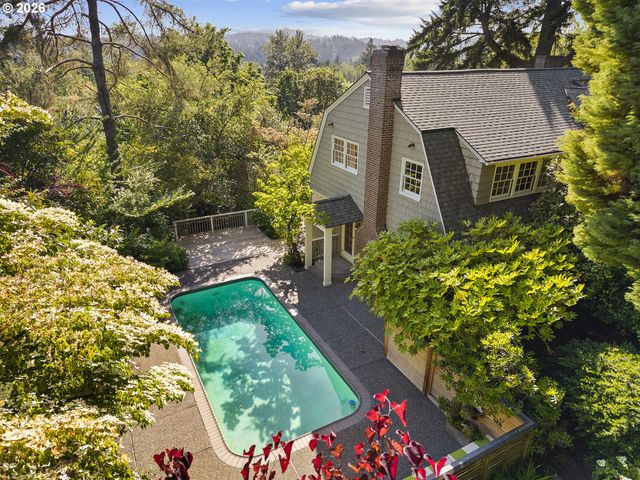11605 S ELYSIUM Pl, Portland, OR 97219