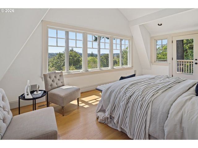 11605 S ELYSIUM Pl, Portland, OR 97219