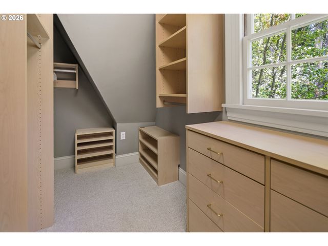 11605 S ELYSIUM Pl, Portland, OR 97219