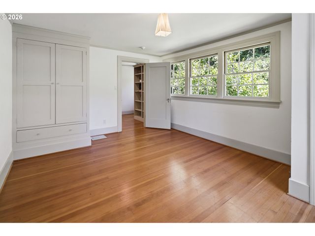 11605 S ELYSIUM Pl, Portland, OR 97219