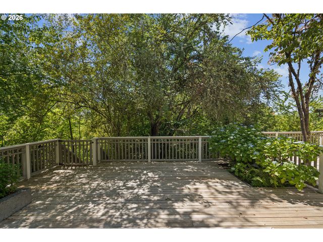 11605 S ELYSIUM Pl, Portland, OR 97219
