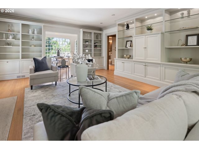 11605 S ELYSIUM Pl, Portland, OR 97219