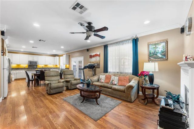 3107 W Lumber Street, Lancaster, CA 93536