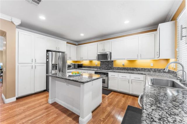 3107 W Lumber Street, Lancaster, CA 93536