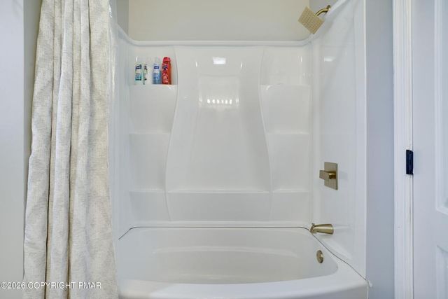8138 Pecan Terrace, Coolbaugh Twp, PA 18466