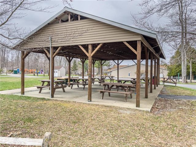 8138 Pecan Terrace, Coolbaugh Twp, PA 18466