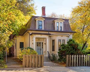 8 Cogswell Ave., Cambridge, MA 02140