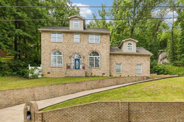 3841 Stevens Ln, Nashville, TN 37218