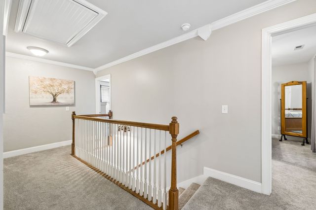 3841 Stevens Ln, Nashville, TN 37218