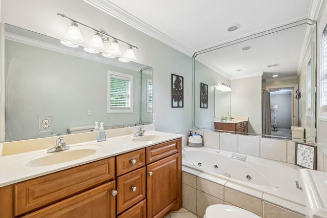 3841 Stevens Ln, Nashville, TN 37218