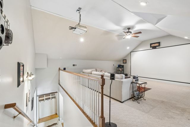 3841 Stevens Ln, Nashville, TN 37218