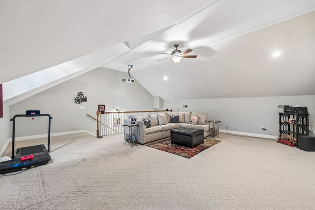 3841 Stevens Ln, Nashville, TN 37218