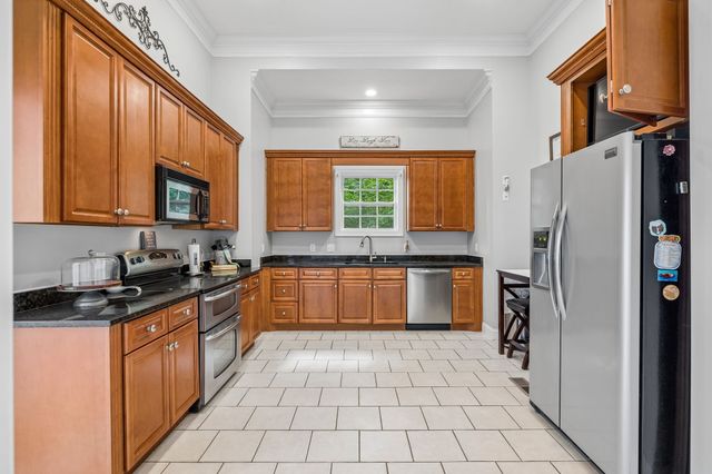 3841 Stevens Ln, Nashville, TN 37218