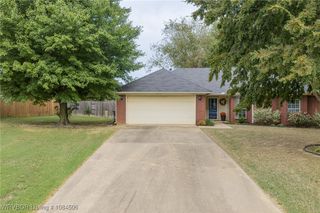 2212 Cordova Terrace, Greenwood, AR 72936