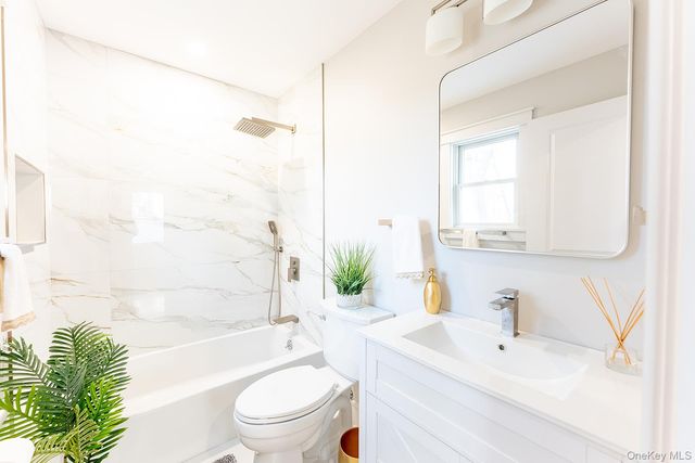 8 Overlook Court, Cortlandt Manor, NY 10567