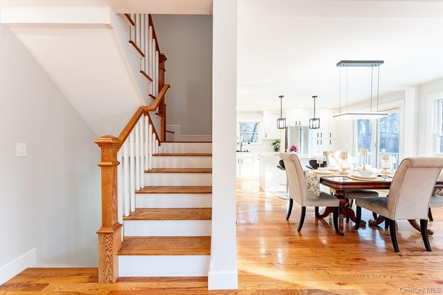 8 Overlook Court, Cortlandt Manor, NY 10567