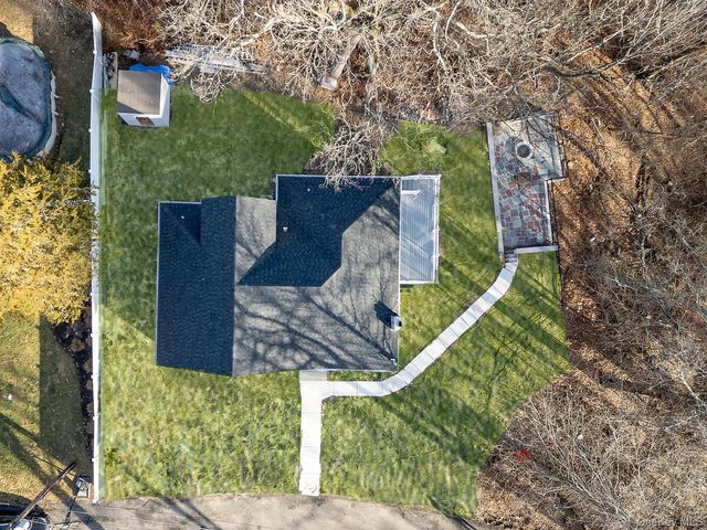 8 Overlook Court, Cortlandt Manor, NY 10567