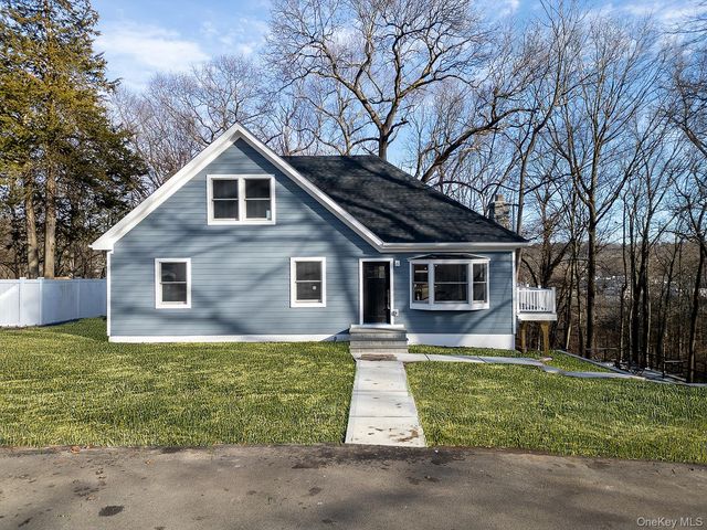 8 Overlook Court, Cortlandt Manor, NY 10567