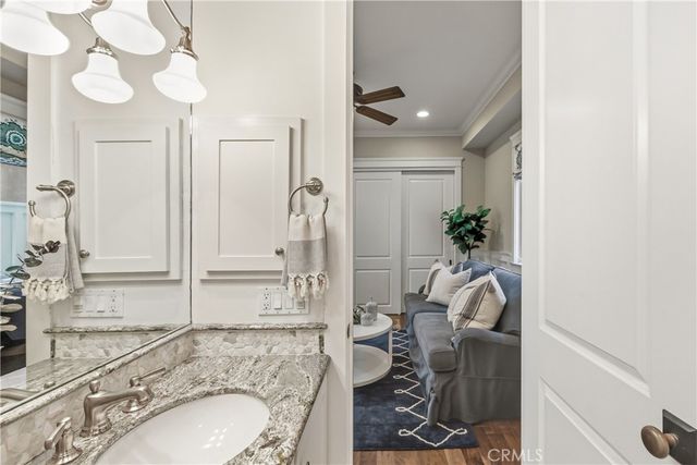 3307 N Poinsettia, Manhattan Beach, CA 90266