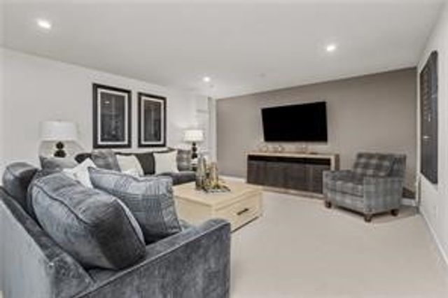 231 Yellowwood Court, South Strabane, PA 15301