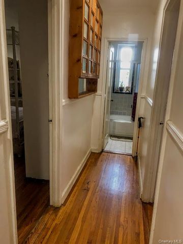 7610 34th Avenue 2M, Jackson Heights, NY 11372