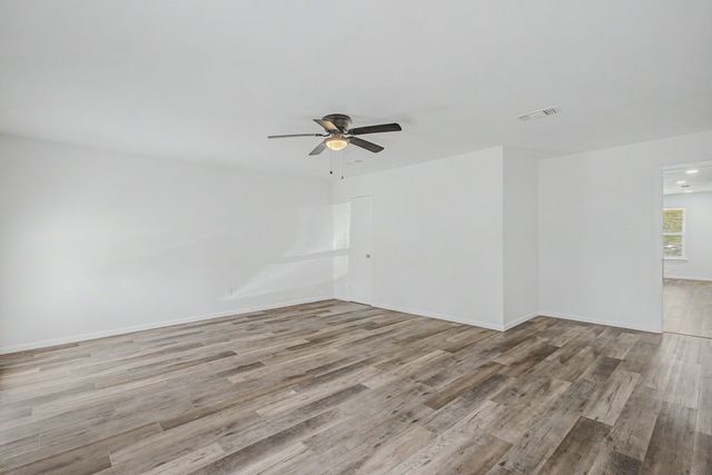 1209 Grinnell Street, Dallas, TX 75216