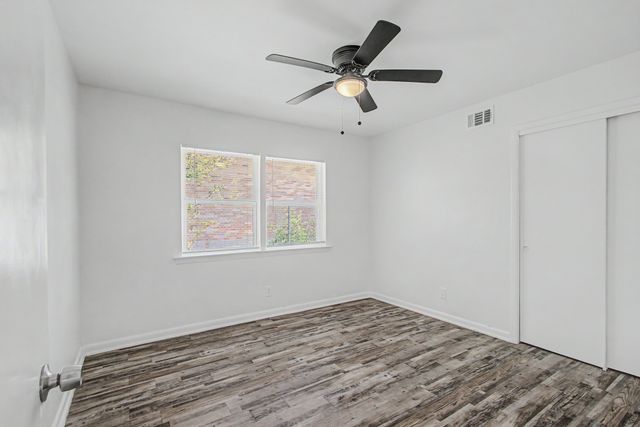 1209 Grinnell Street, Dallas, TX 75216