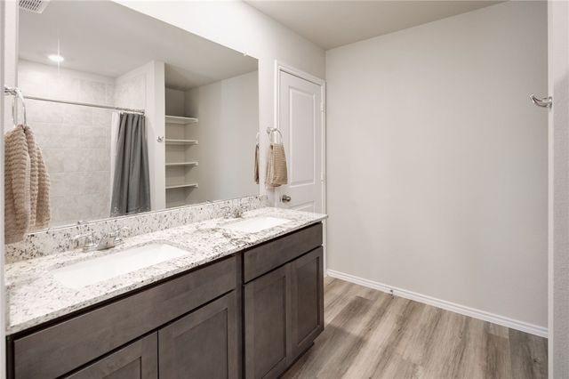 2218 Spyglass Drive, Navasota, TX 77868