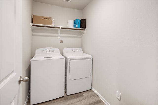 2218 Spyglass Drive, Navasota, TX 77868