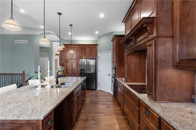 9432 W 158th Street, Overland Park, KS 66221