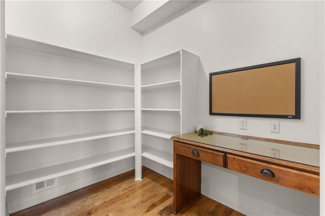 9432 W 158th Street, Overland Park, KS 66221