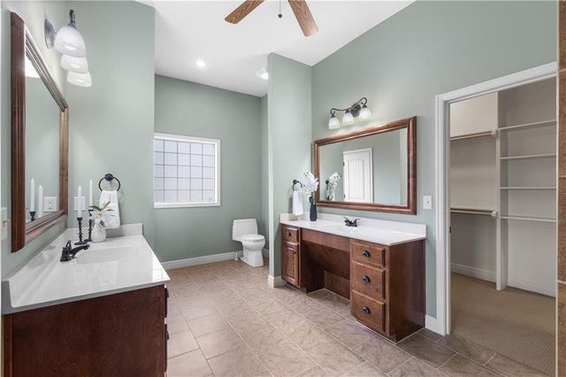 9432 W 158th Street, Overland Park, KS 66221