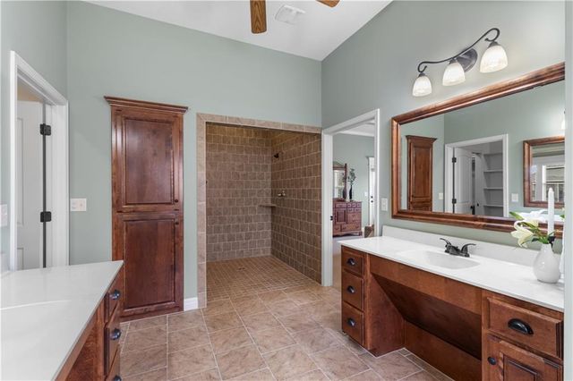 9432 W 158th Street, Overland Park, KS 66221