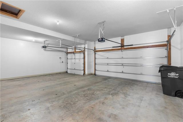 9432 W 158th Street, Overland Park, KS 66221