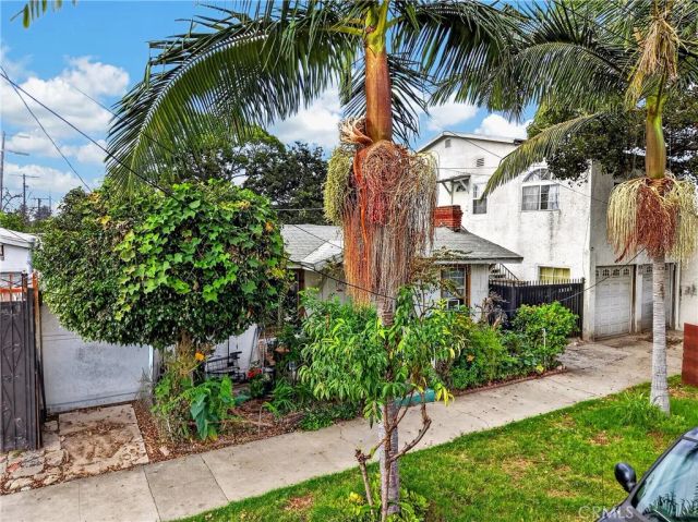 1870 W 37th Place, Los Angeles, CA 90018