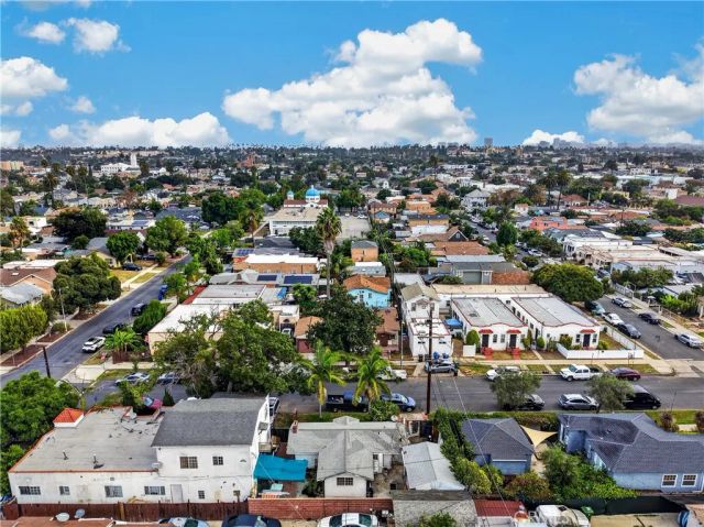 1870 W 37th Place, Los Angeles, CA 90018