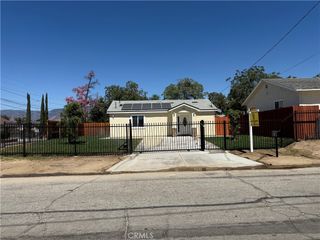 26464 Temple, Highland, CA 92346