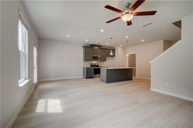 178 Abbotts Crossing Circle, Conyers, GA 30094