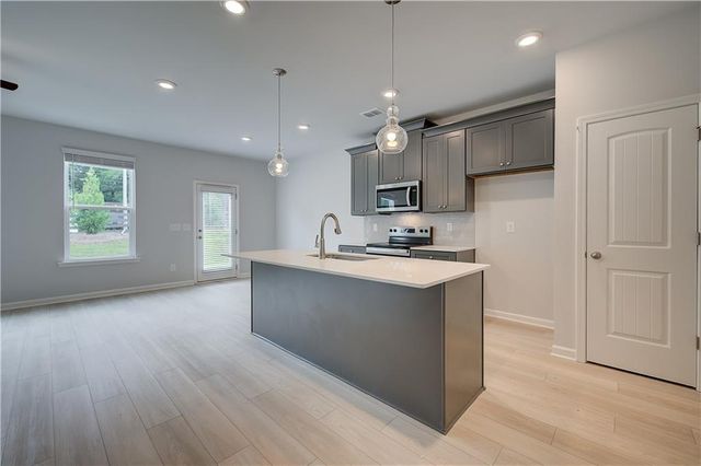 178 Abbotts Crossing Circle, Conyers, GA 30094