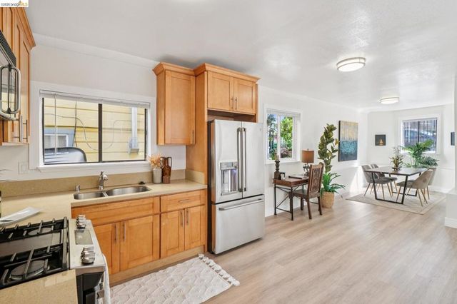1946 E 20Th St, Oakland, CA 94606