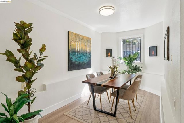 1946 E 20Th St, Oakland, CA 94606