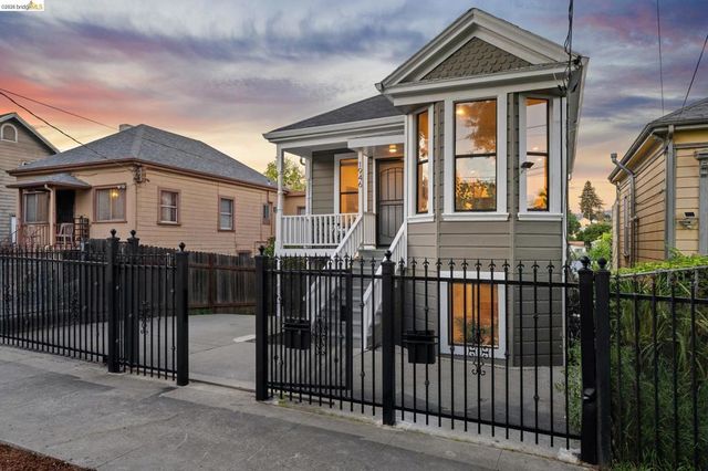 1946 E 20Th St, Oakland, CA 94606
