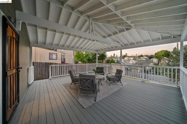 1946 E 20Th St, Oakland, CA 94606