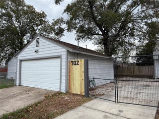 702 Westshire Drive, Houston, TX 77013