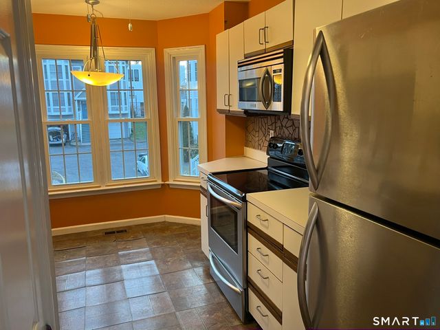 924 Quinnipiac Avenue APT 7, New Haven, CT 06513