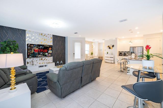 664 BENOI DRIVE, Davenport, FL 33896