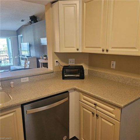 915 New Waterford DR H202, Naples, FL 34104