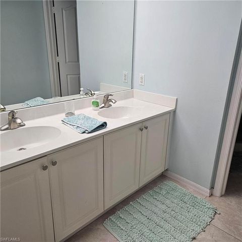 915 New Waterford DR H202, Naples, FL 34104