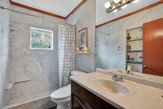 8461 SW 68th St Rd, Miami, FL 33143