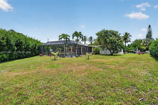 8461 SW 68th St Rd, Miami, FL 33143